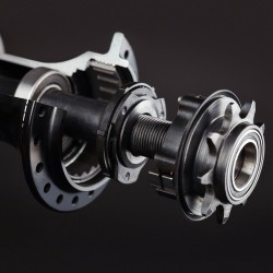 BSD Revolution Freeco Hub, RHD Black